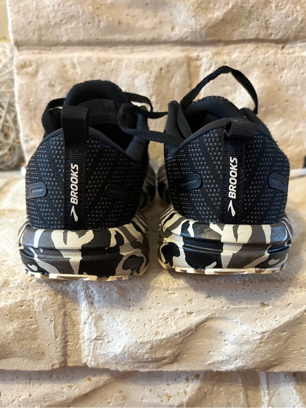 Women’s BROOKS Revel 6 - Picture 6 of 8